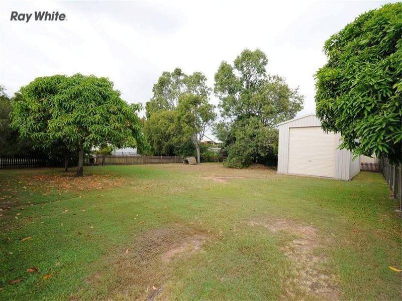 50 Esplanade, Point Vernon QLD 4655