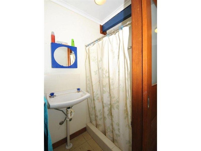 50 Esplanade, Point Vernon QLD 4655