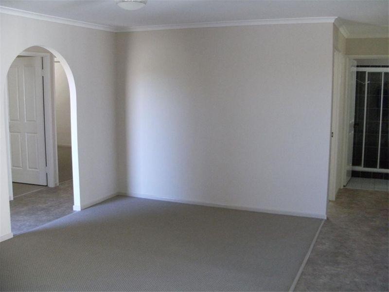 27 Tristania Cresent, Urangan QLD 4655