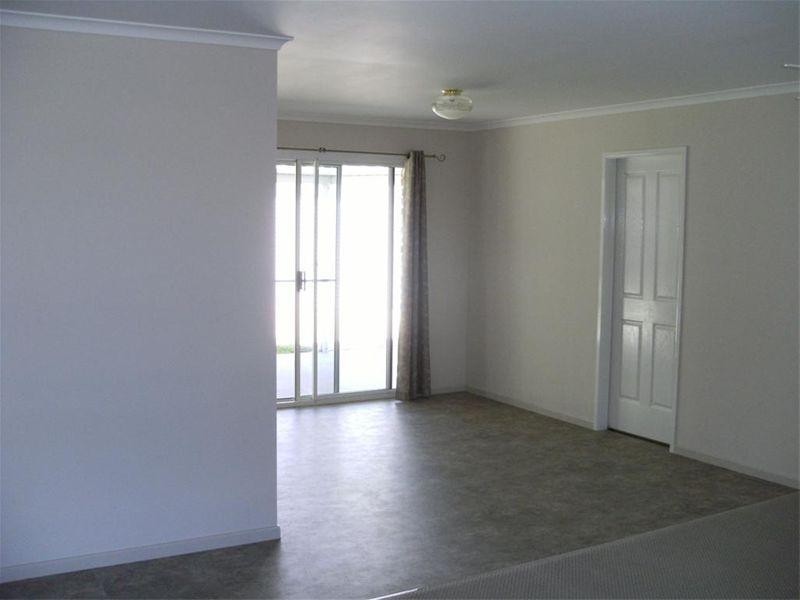 27 Tristania Cresent, Urangan QLD 4655