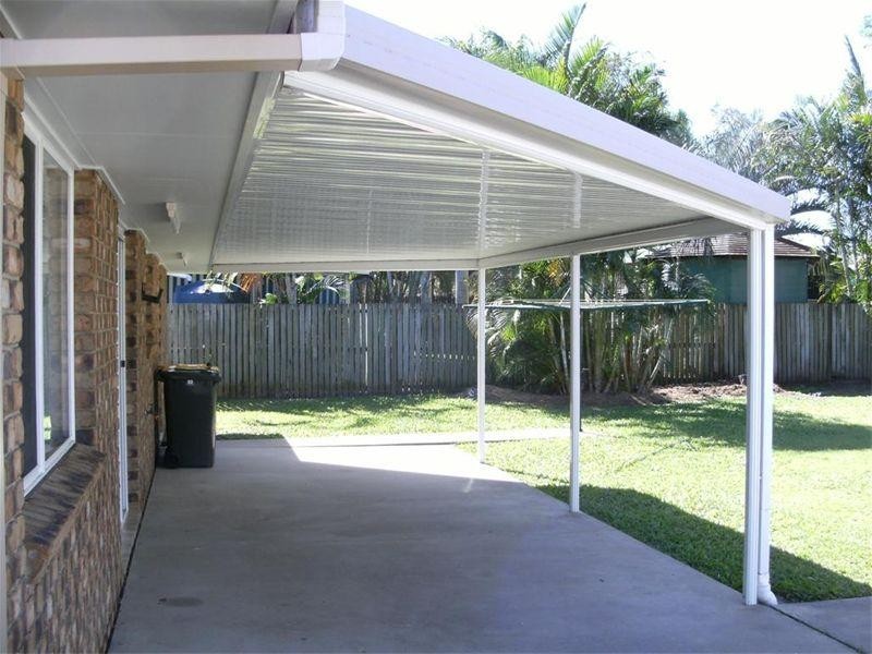 27 Tristania Cresent, Urangan QLD 4655