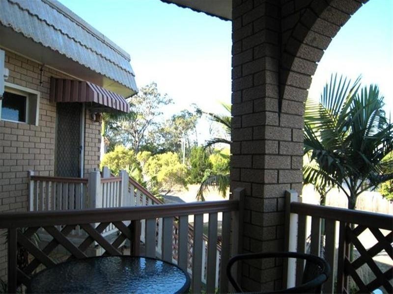 4/3 New Street, Urangan QLD 4655