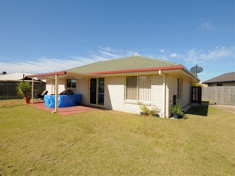 19 Kestrel Court, Eli Waters QLD 4655
