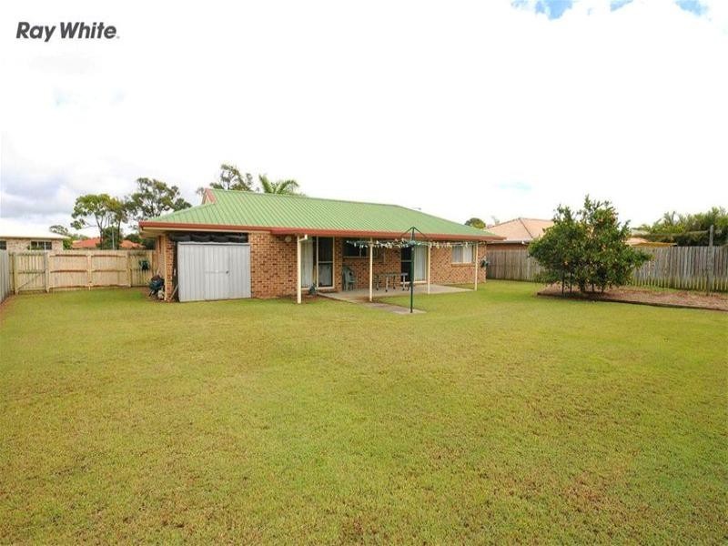 43 Bowerbird Avenue, Eli Waters QLD 4655