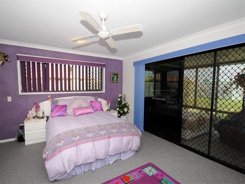 12 Surrey Court, Kawungan QLD 4655