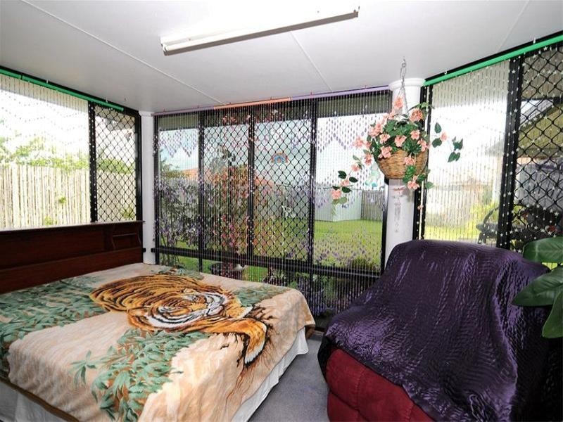 12 Surrey Court, Kawungan QLD 4655