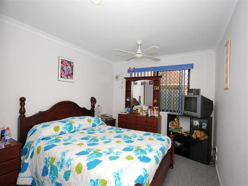 12 Surrey Court, Kawungan QLD 4655