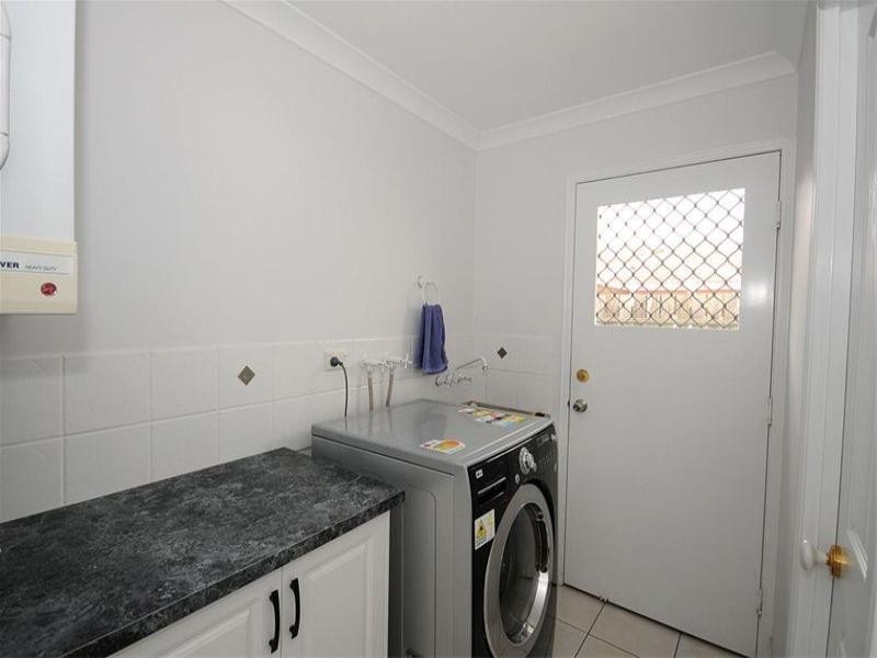 12 Surrey Court, Kawungan QLD 4655