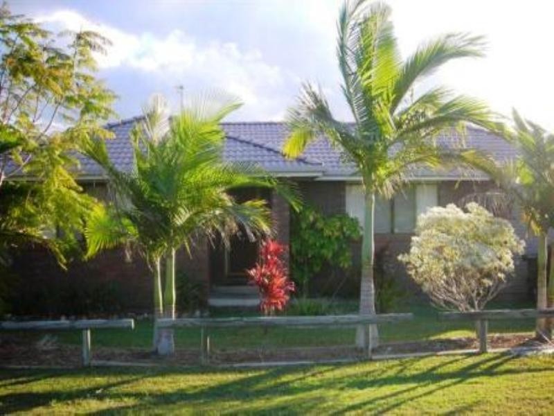 Point Vernon QLD 4655