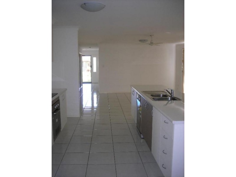 65 Bounty Circuit, Eli Waters QLD 4655