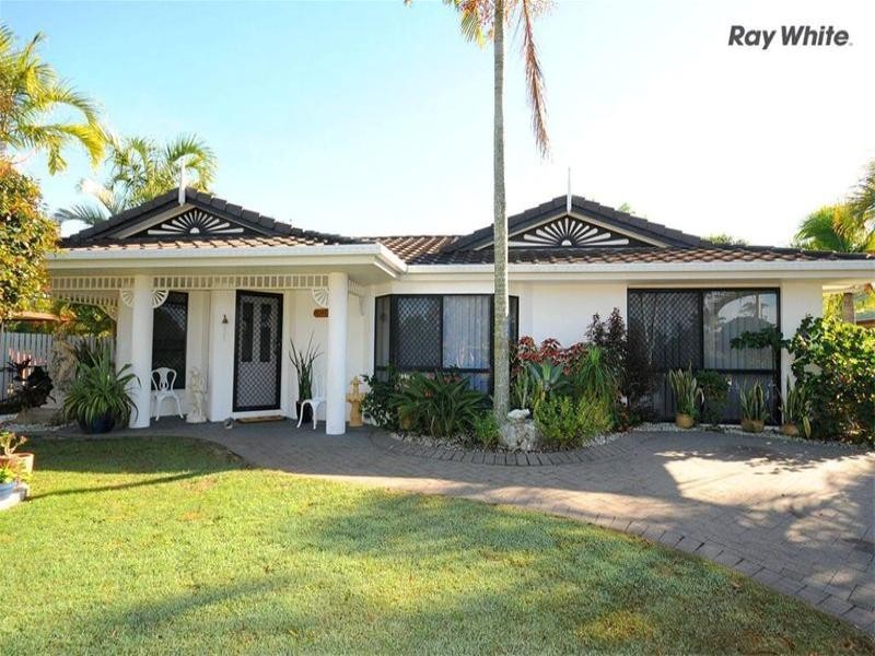 11 Thornbill Drive, Eli Waters QLD 4655