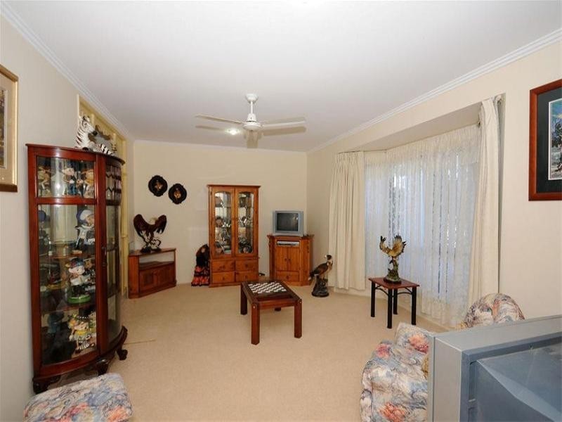 11 Thornbill Drive, Eli Waters QLD 4655