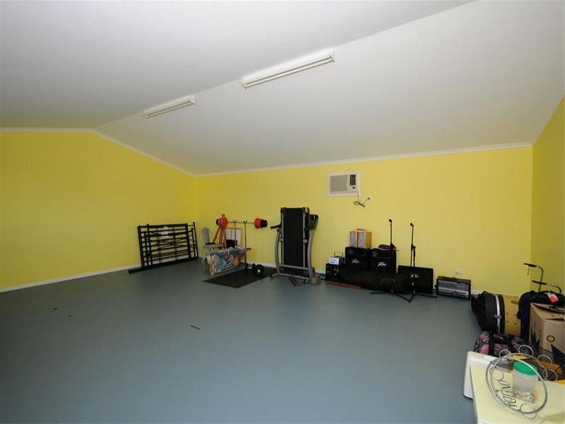 5 Wodalla Mews, Point Vernon QLD 4655