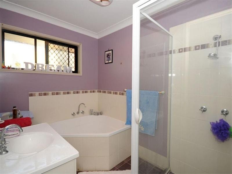 10 Ringtail Way, Urangan QLD 4655