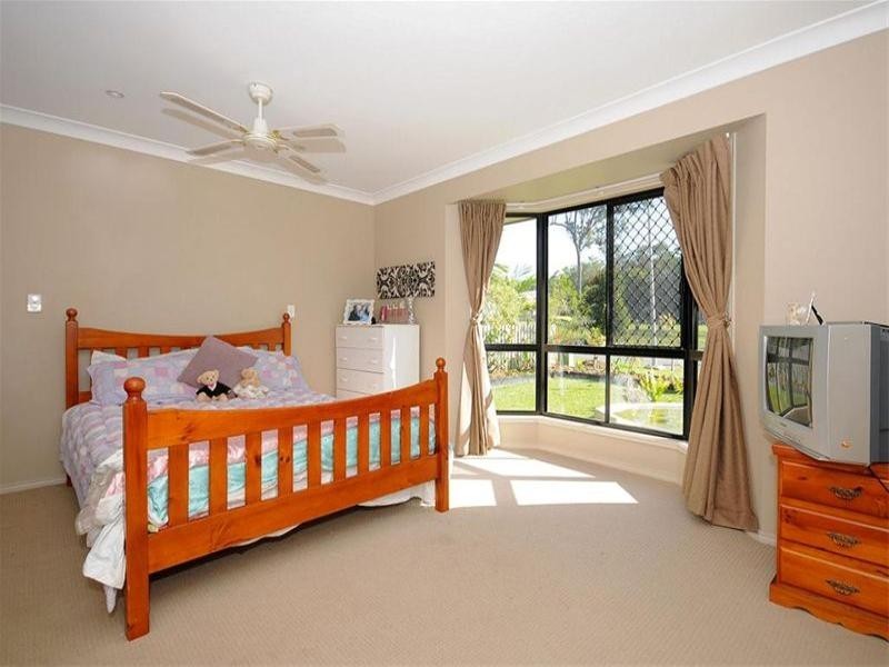 10 Ringtail Way, Urangan QLD 4655