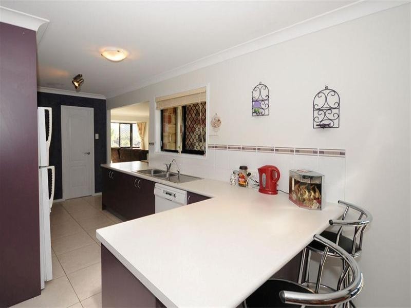 10 Ringtail Way, Urangan QLD 4655