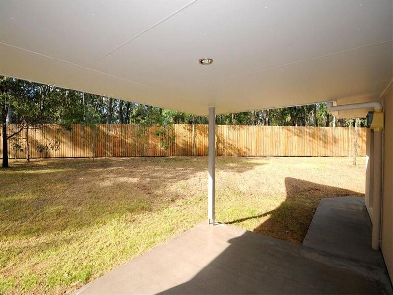 9 Cumberland Court, Point Vernon QLD 4655