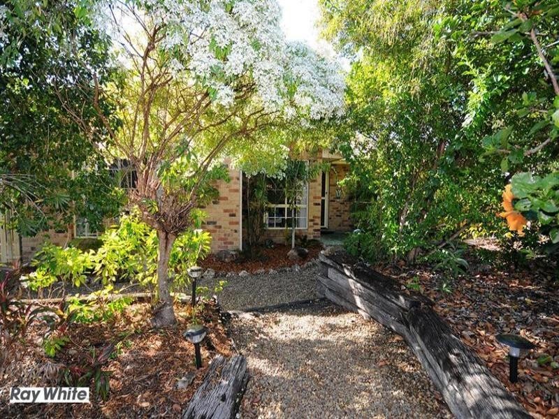 6 Beacon Road, Booral QLD 4655