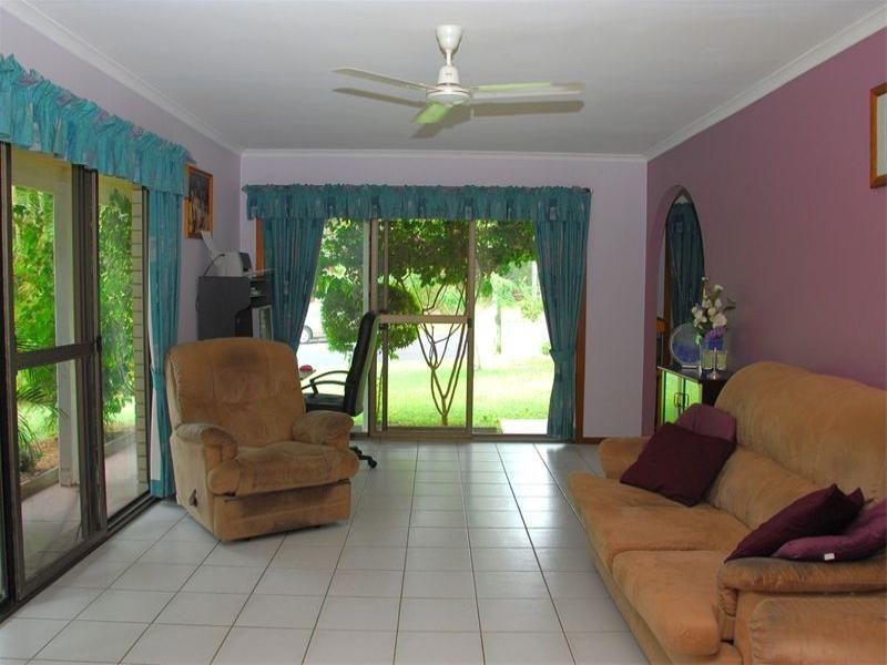 21 Greenway Drive, Pialba QLD 4655