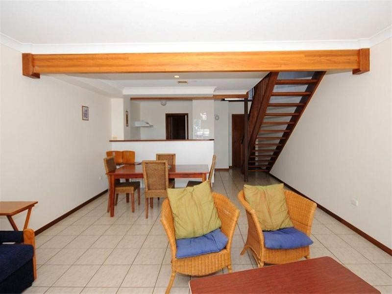 2-110 Burrum Street, Burrum Heads QLD 4659