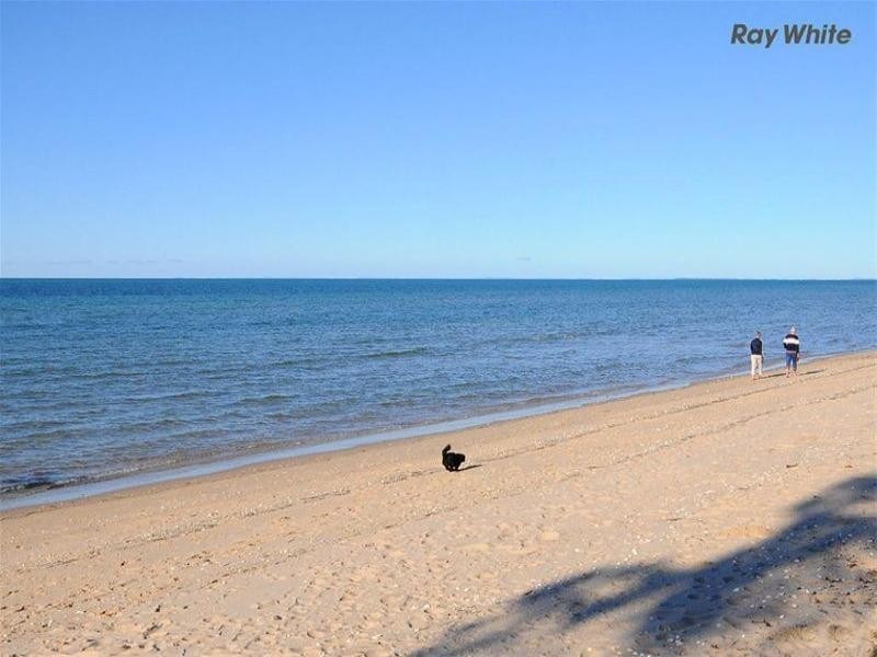 2-110 Burrum Street, Burrum Heads QLD 4659