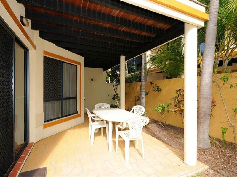 24/33 Elizabeth Street, Urangan QLD 4655