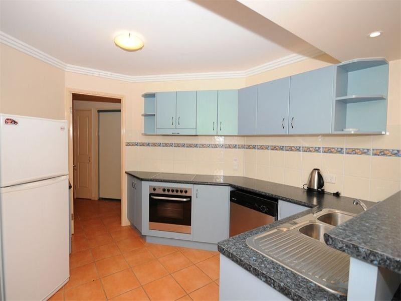 24/33 Elizabeth Street, Urangan QLD 4655