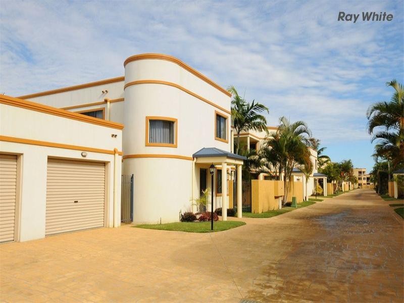 24/33 Elizabeth Street, Urangan QLD 4655