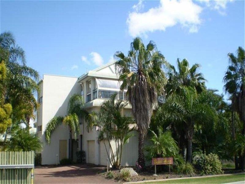 5/3 Beach Road, Pialba QLD 4655