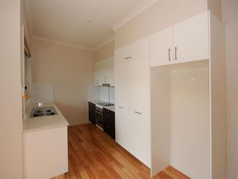 3/5 Pulgul Street, Urangan QLD 4655