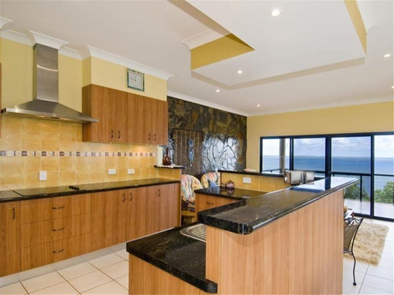 18 Ariadne Street, River Heads QLD 4655