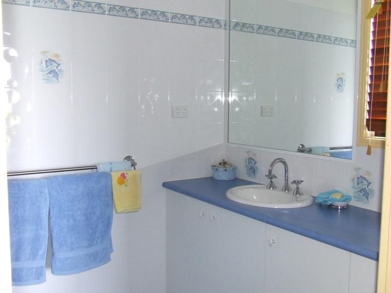 18 Ariadne Street, River Heads QLD 4655