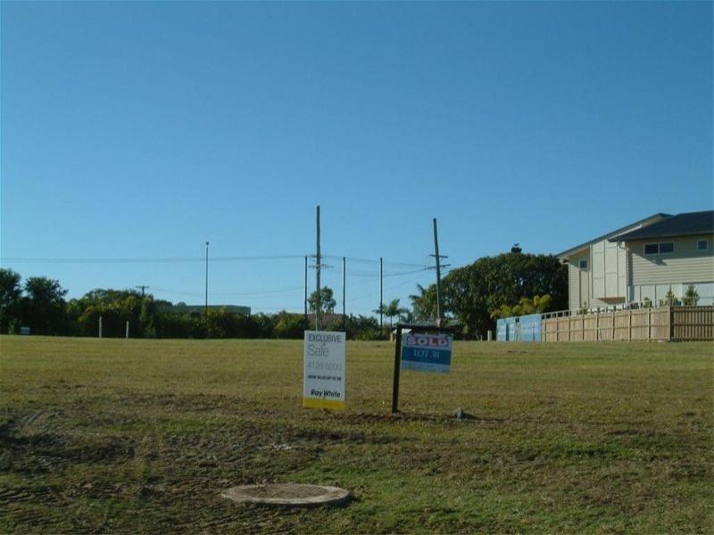 6 Dugong Avenue, Pialba QLD 4655