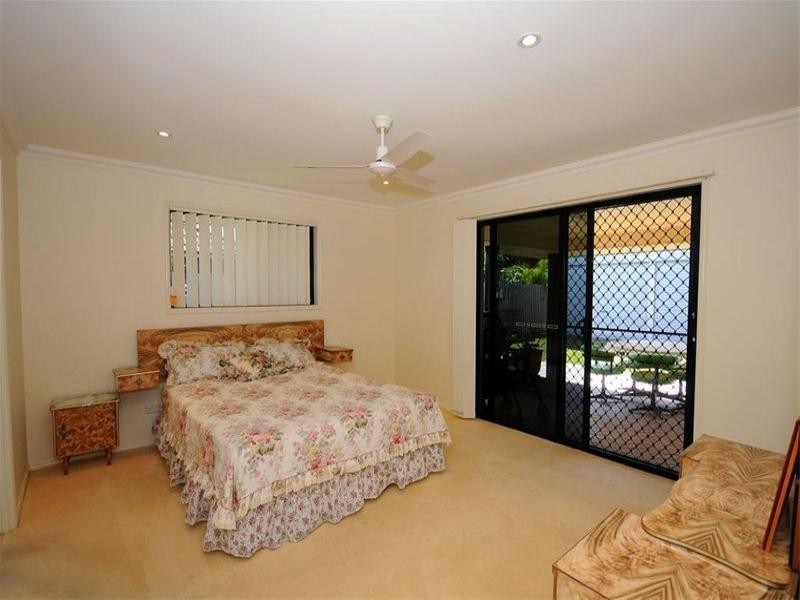 3 Surrey Court, Kawungan QLD 4655