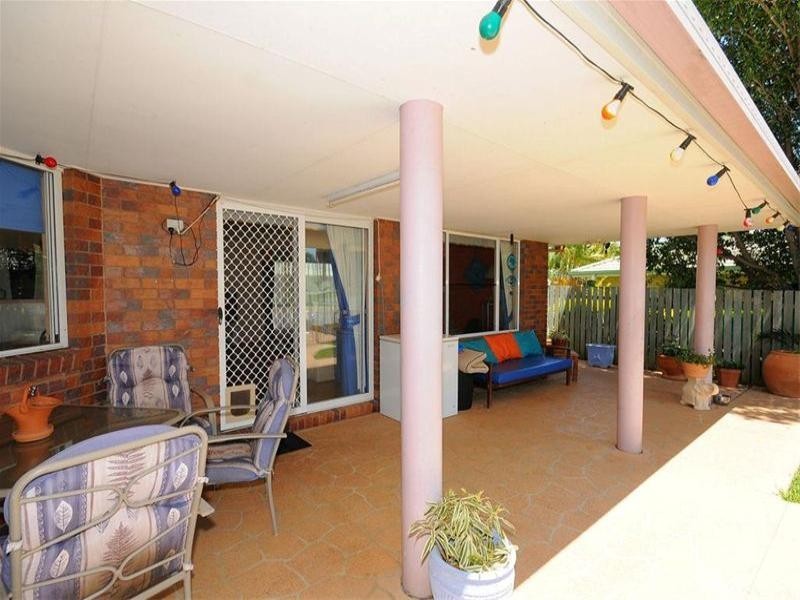 6 Georgia Court, Torquay QLD 4655