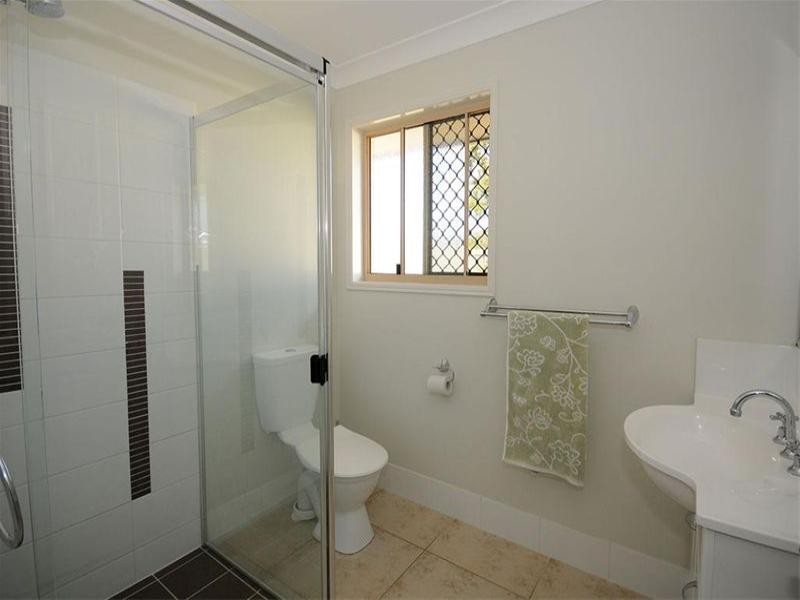 2 Yarrilee Circuit, Dundowran QLD 4655