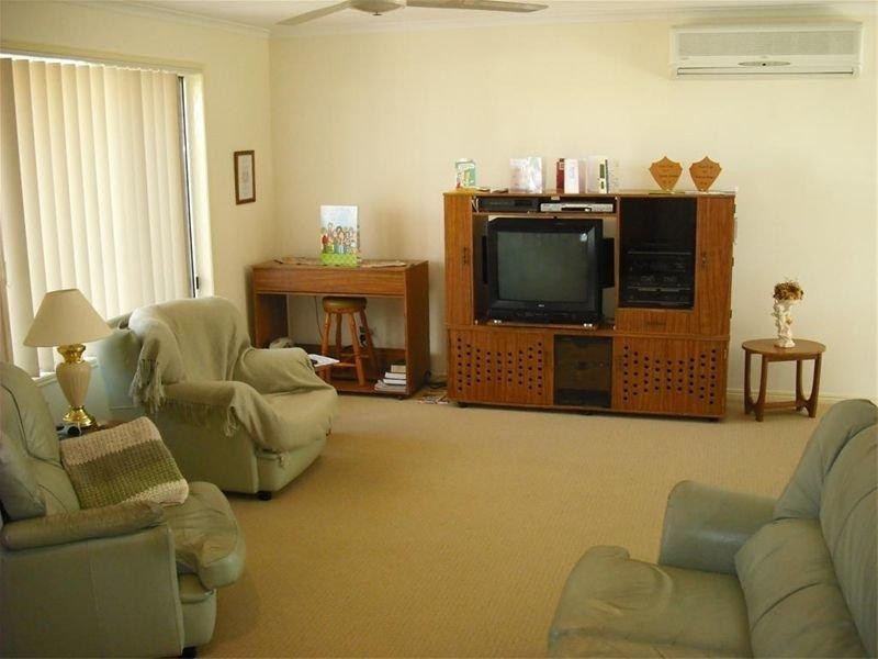 1 Sirius Court, Eli Waters QLD 4655