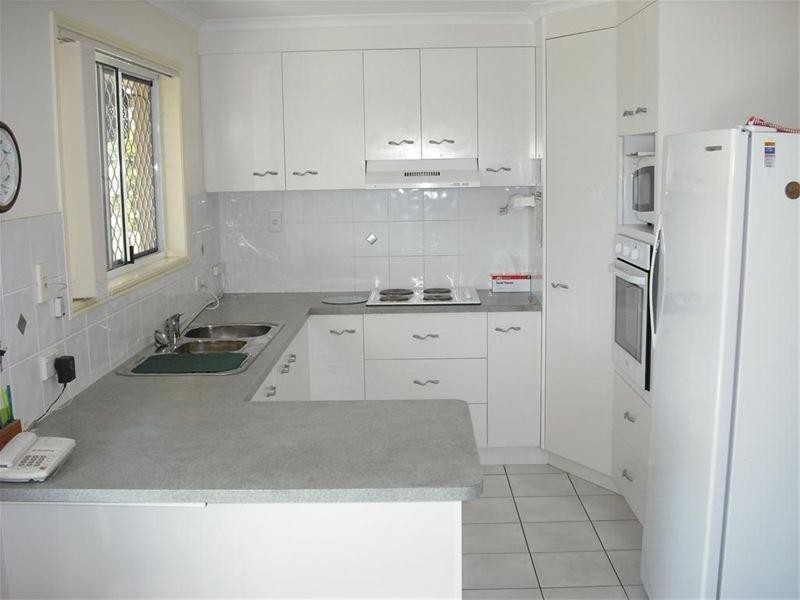 1 Sirius Court, Eli Waters QLD 4655