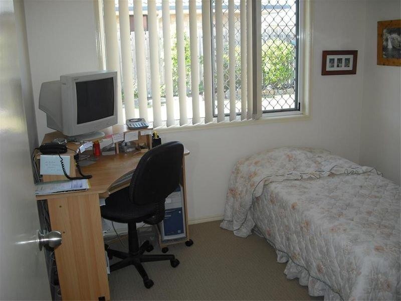 1 Sirius Court, Eli Waters QLD 4655