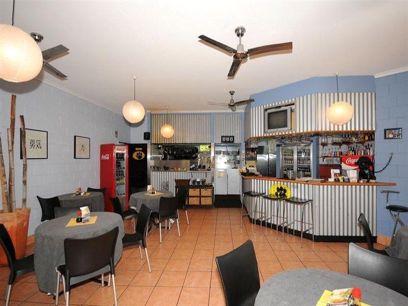 381 Esplanade, Torquay QLD 4655