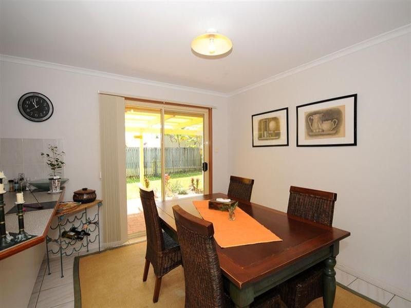 8 Elm Court, Kawungan QLD 4655