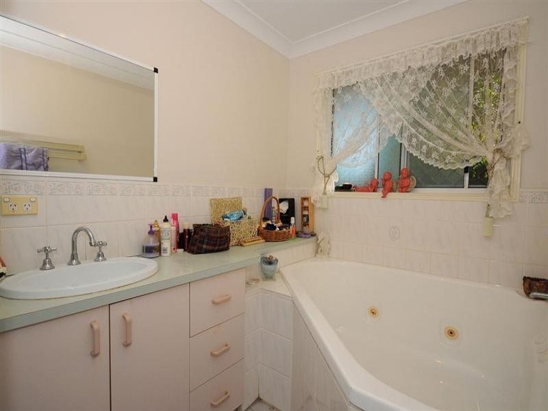 20 Rocky Court, Kawungan QLD 4655