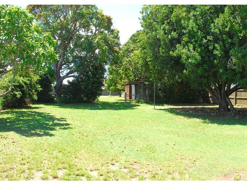 20 Beach Road, Pialba QLD 4655