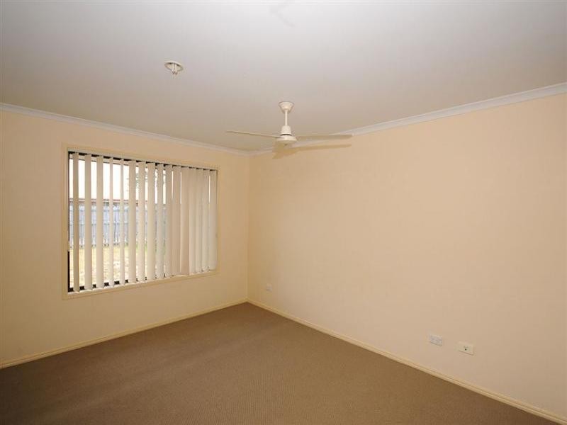 11 Gunsund Way, Point Vernon QLD 4655