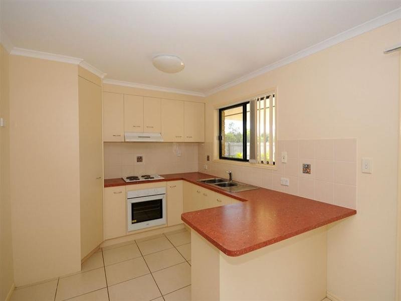 11 Gunsund Way, Point Vernon QLD 4655