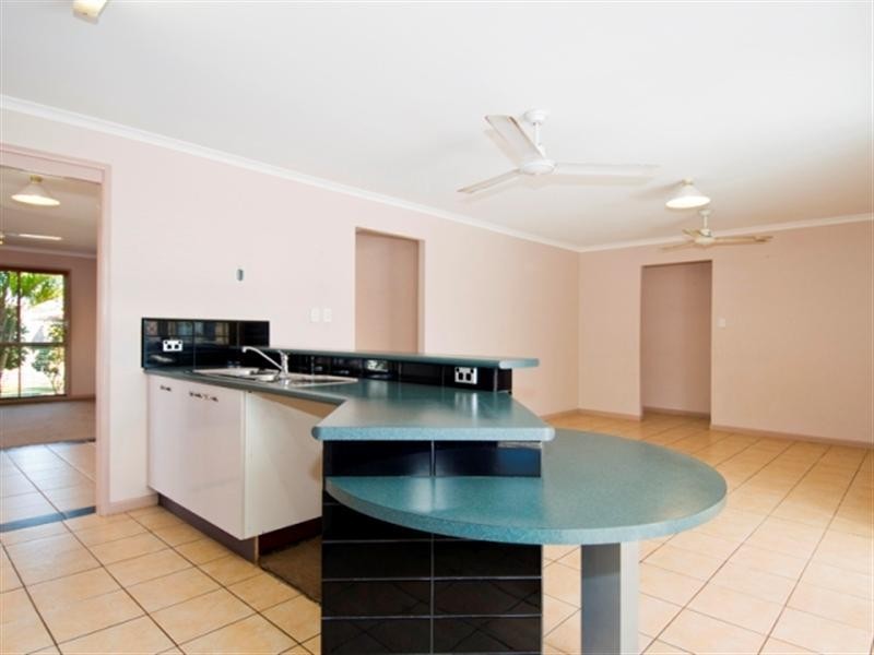 1 Oxford Place, Pialba QLD 4655