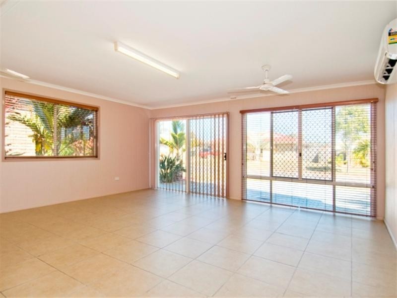 1 Oxford Place, Pialba QLD 4655