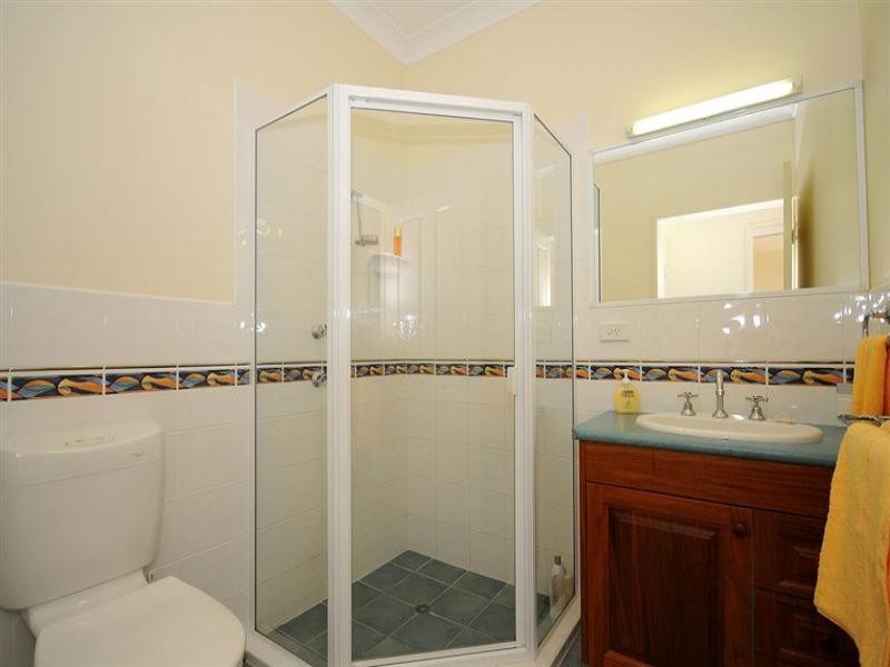 17 Ariadne Street, River Heads QLD 4655