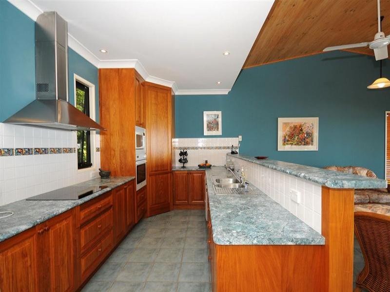 17 Ariadne Street, River Heads QLD 4655
