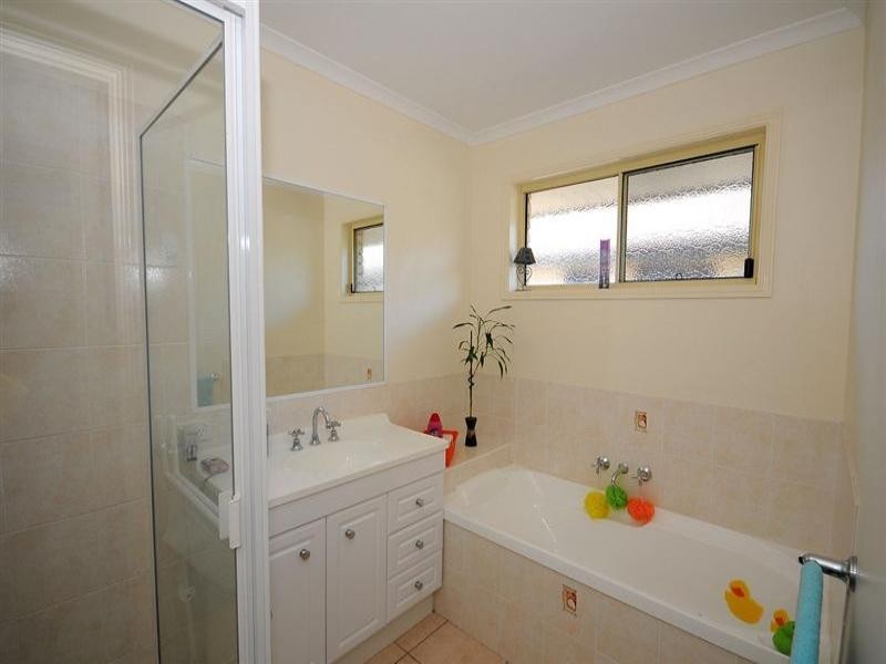 139 Colyton Street, Torquay QLD 4655